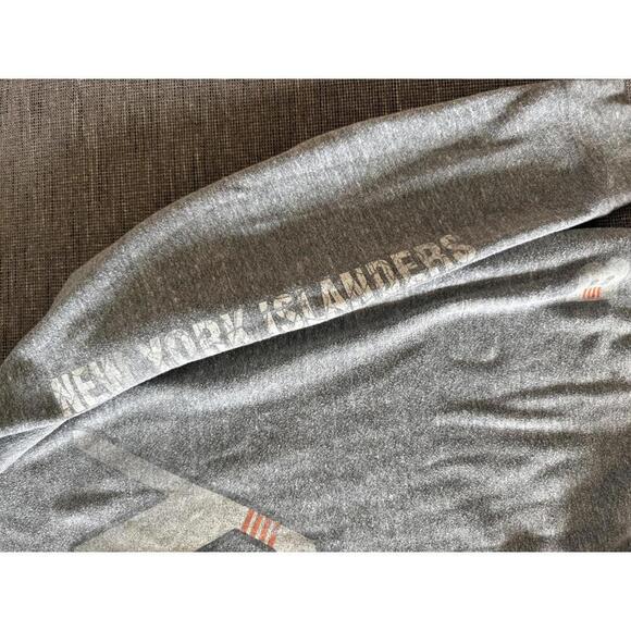 Reebok NY Hockey Graphic Sweatshirt – Size XL - Picture 5 of 6